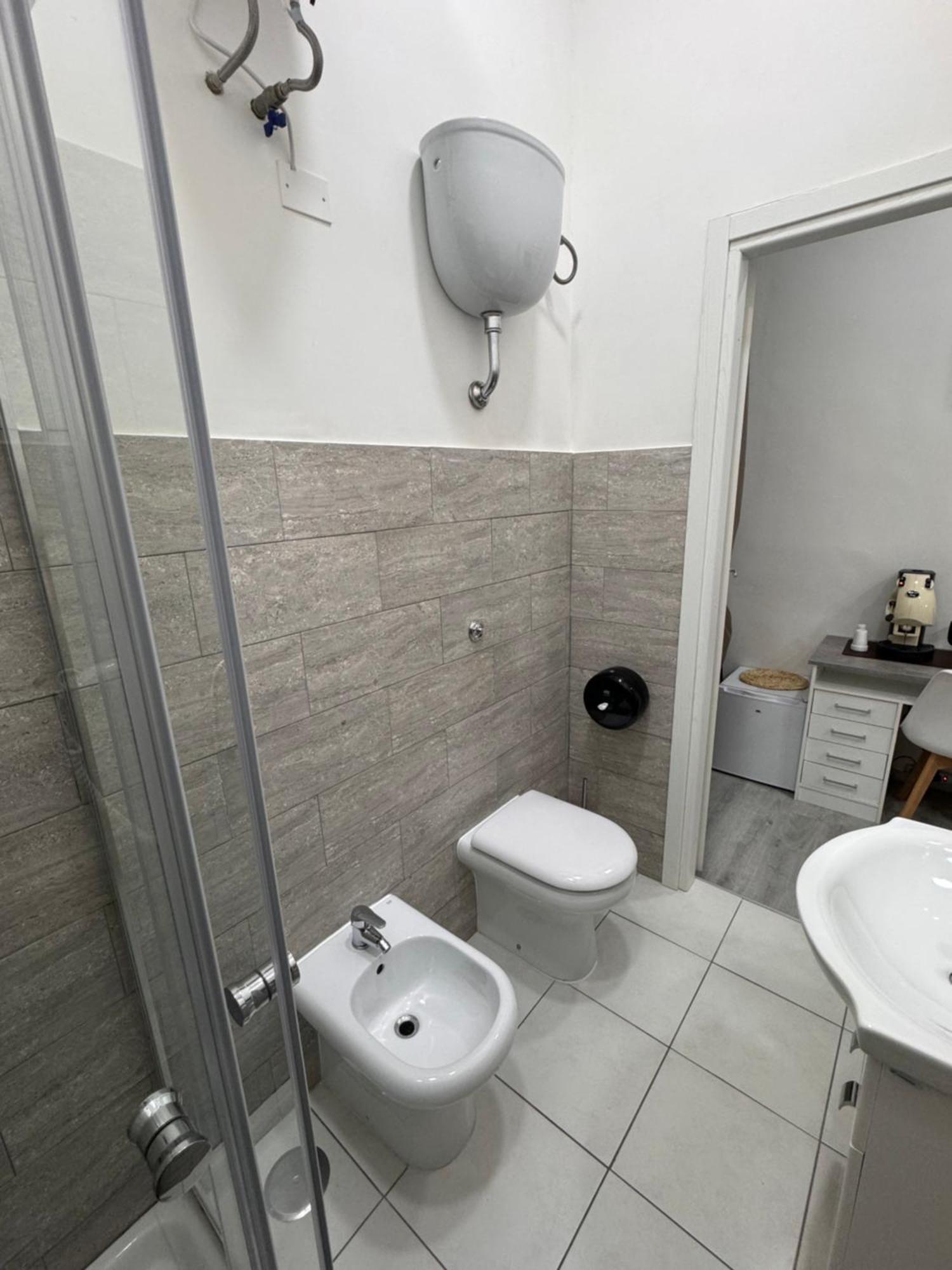Garibaldi Guest House Napoli Exterior foto